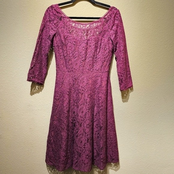White House Black Market Dresses & Skirts - White House Black Market Lace Dress Purple Size 0